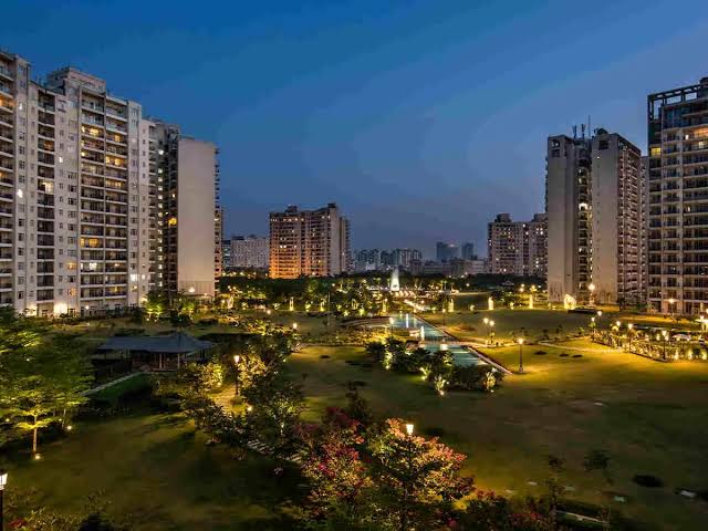CRC Sector 150 Noida – Luxury Homes in the Heart of Noida